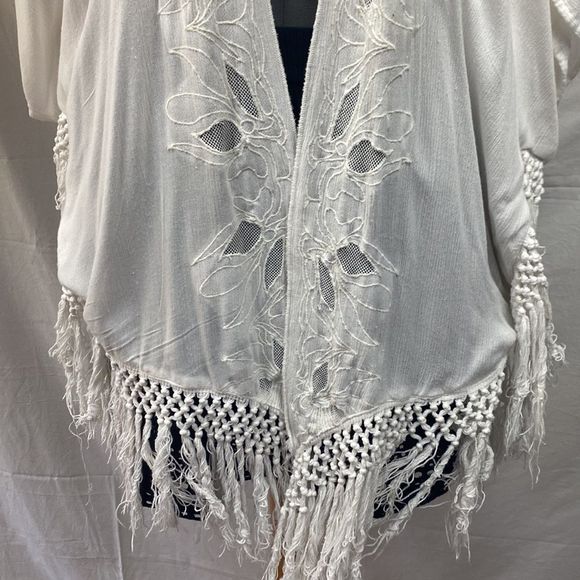Roxy fringe overthrow wrap shawl poncho shrug lace embroidered XS - Picture 8 of 12